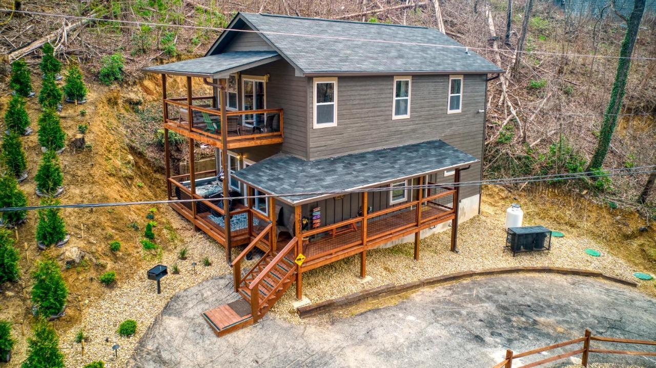 개틀린버그 Mins To Gburg Sleeps 8 Hot Tub Arcade Area Pool 빌라 외부 사진